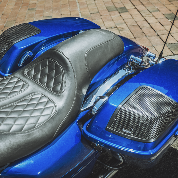 Street glide bag online speakers