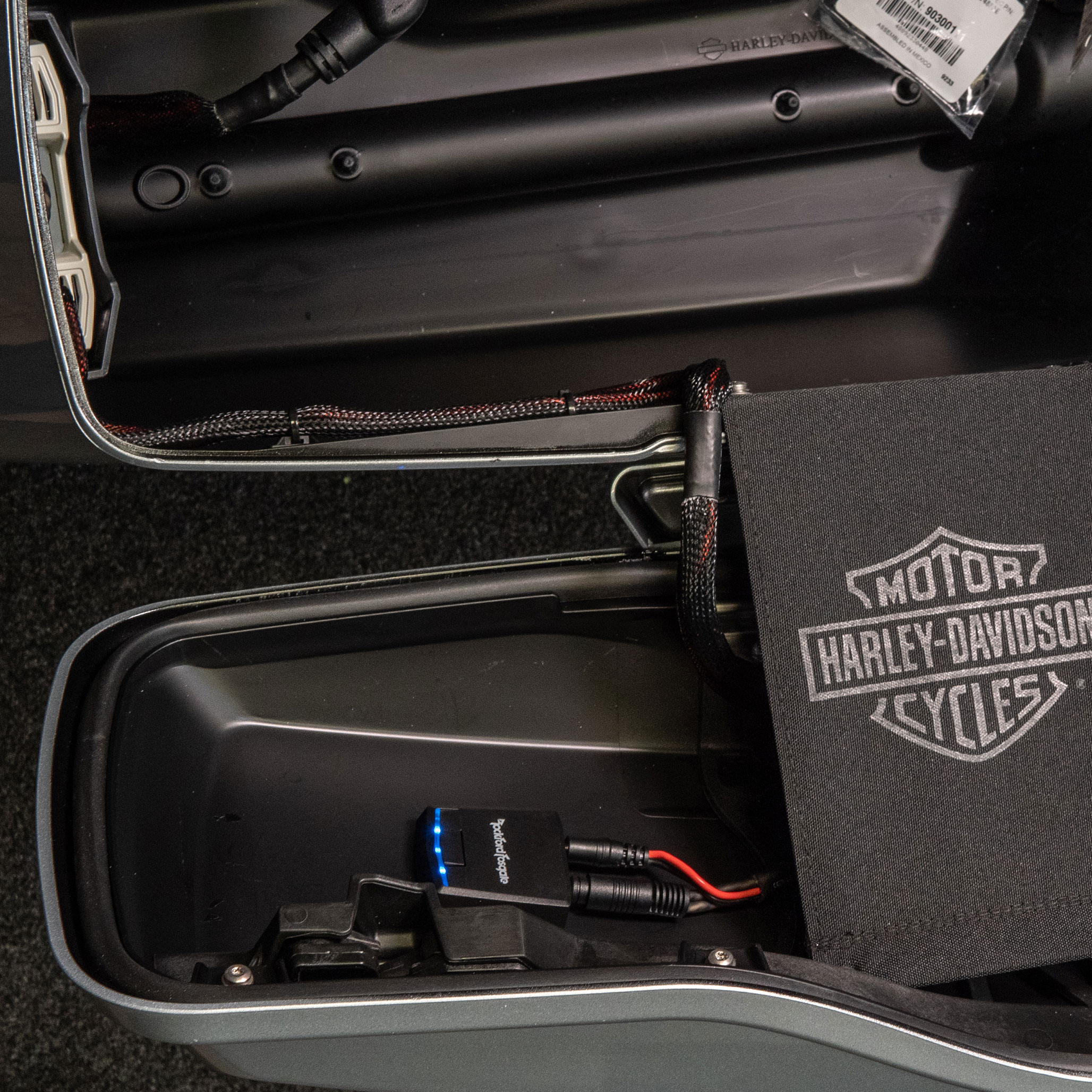 Road king speakers in bags outlet