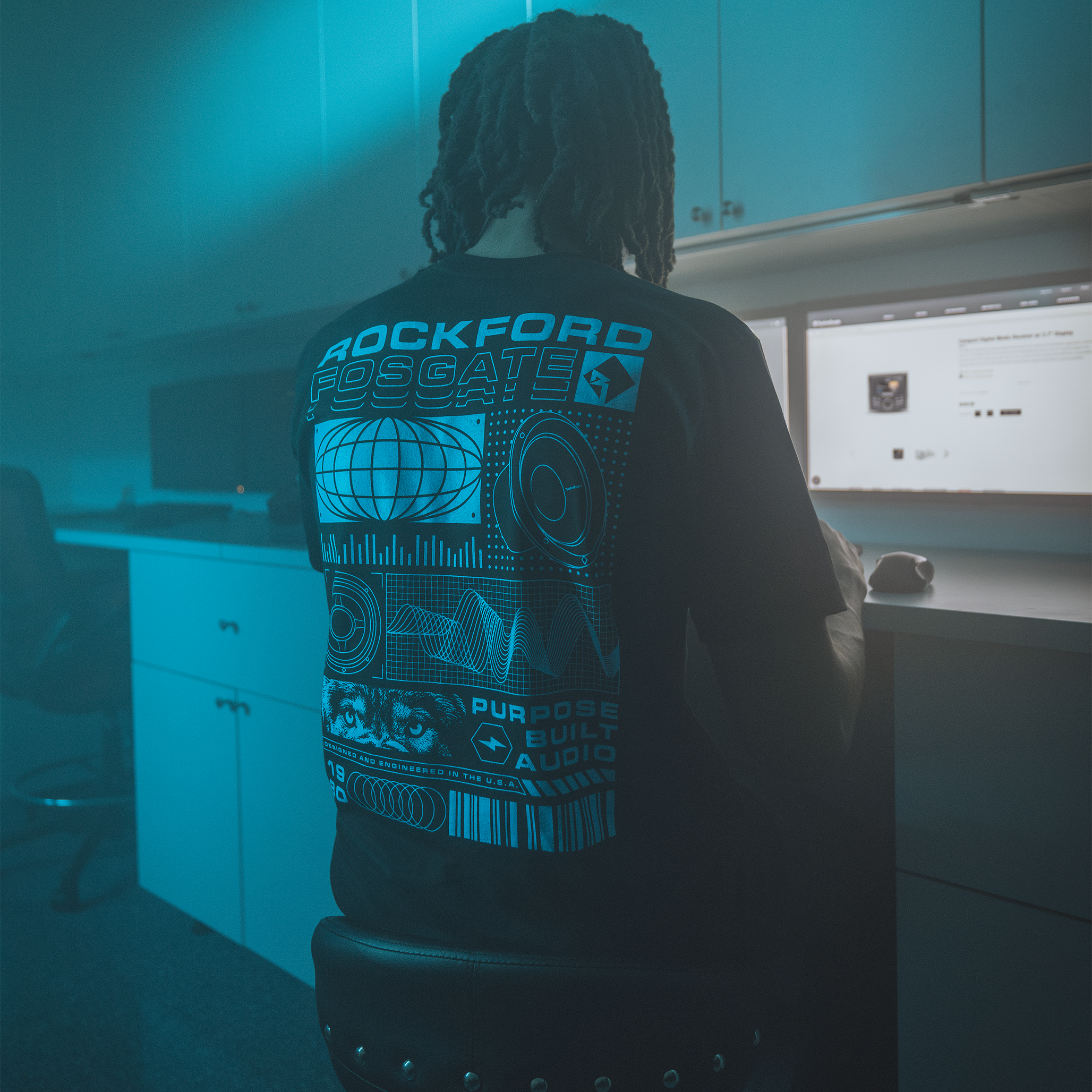 Ready to Pop! XL ブラックTシャツ Black T-Shirt w/ Purpose Built: XL | Rockford Fosgate ®
